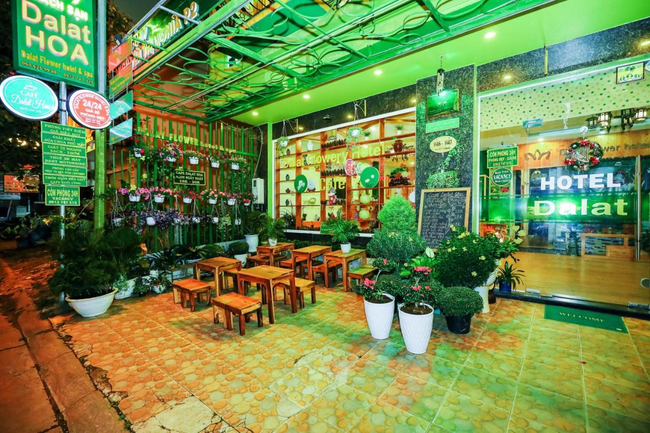 Dalat Flowery Hotel & Coffee Buitenkant foto